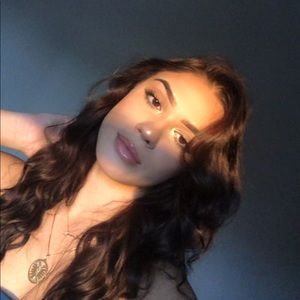 Meet your Posher, Dafina